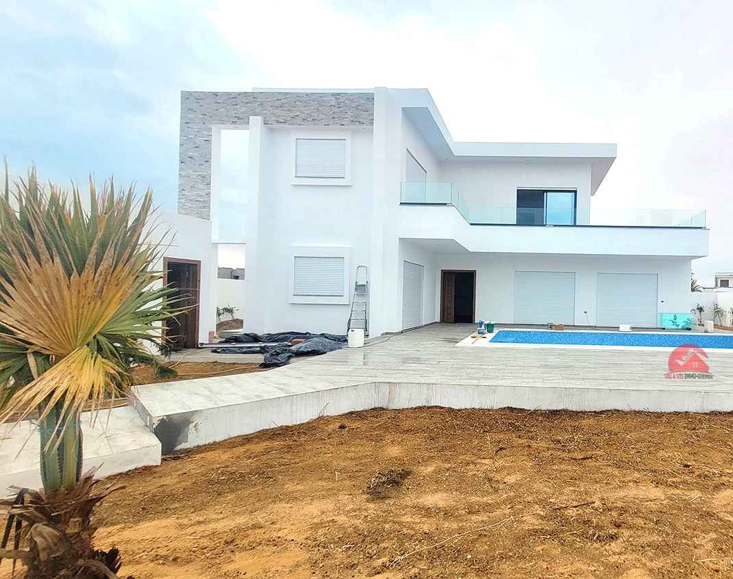 Vente villa haut de gamme à Aghir Djerba - Réf V619