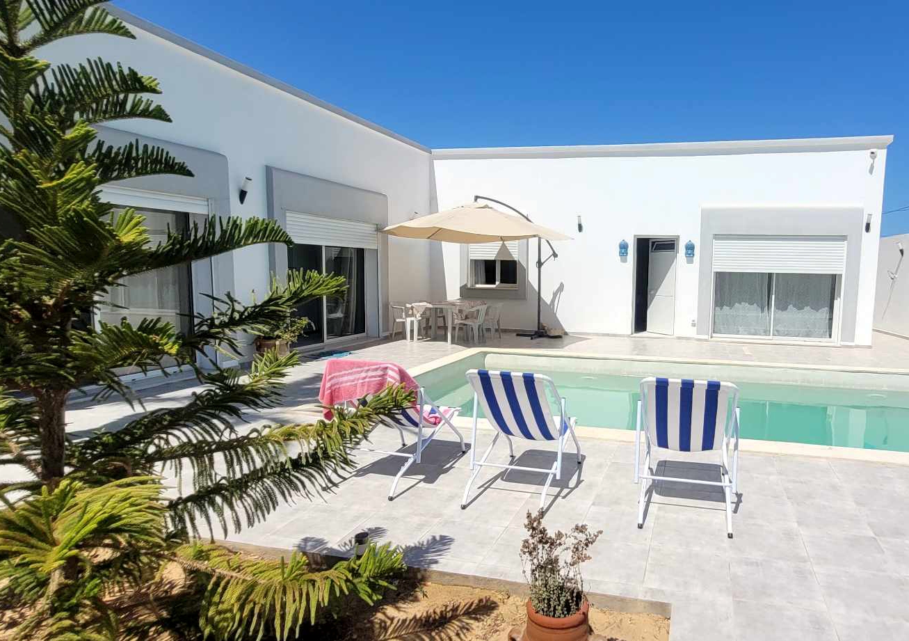 Villa avec piscine à vendre à Midoun Djerba  - Ref V649
