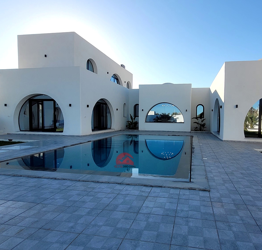 Vente grande propriété à Djerba Houmt Souk - Réf V650