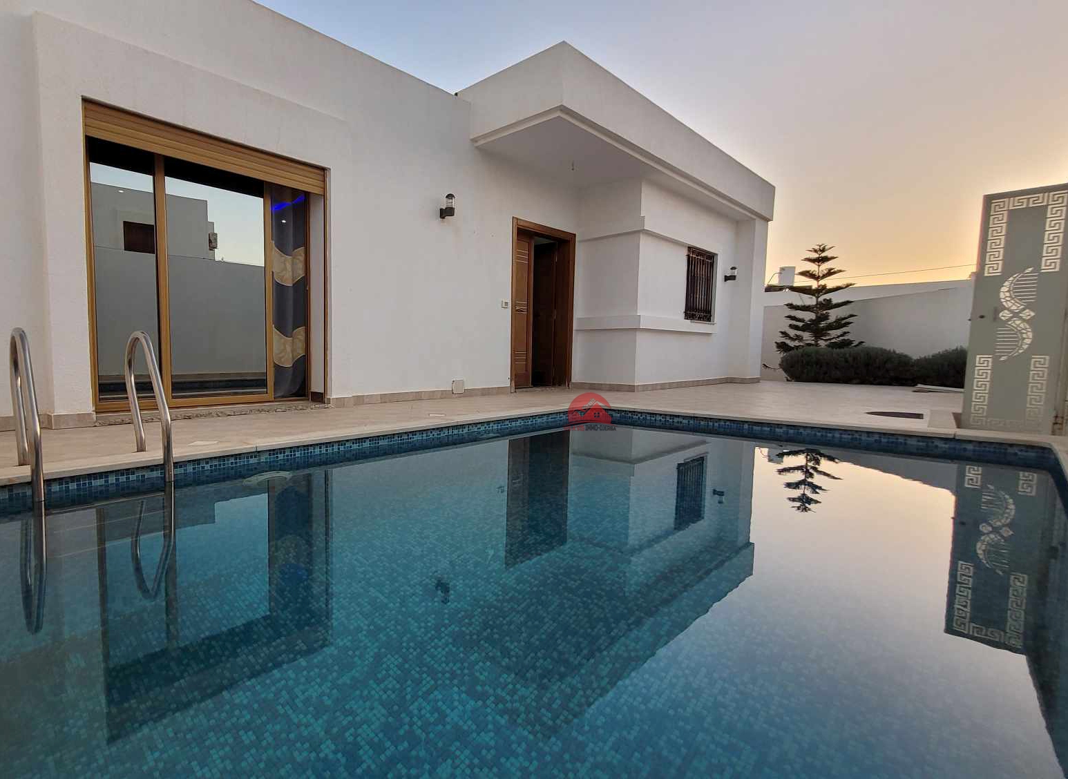 Location annuelle avec piscine privée à Djerba - Réf L683