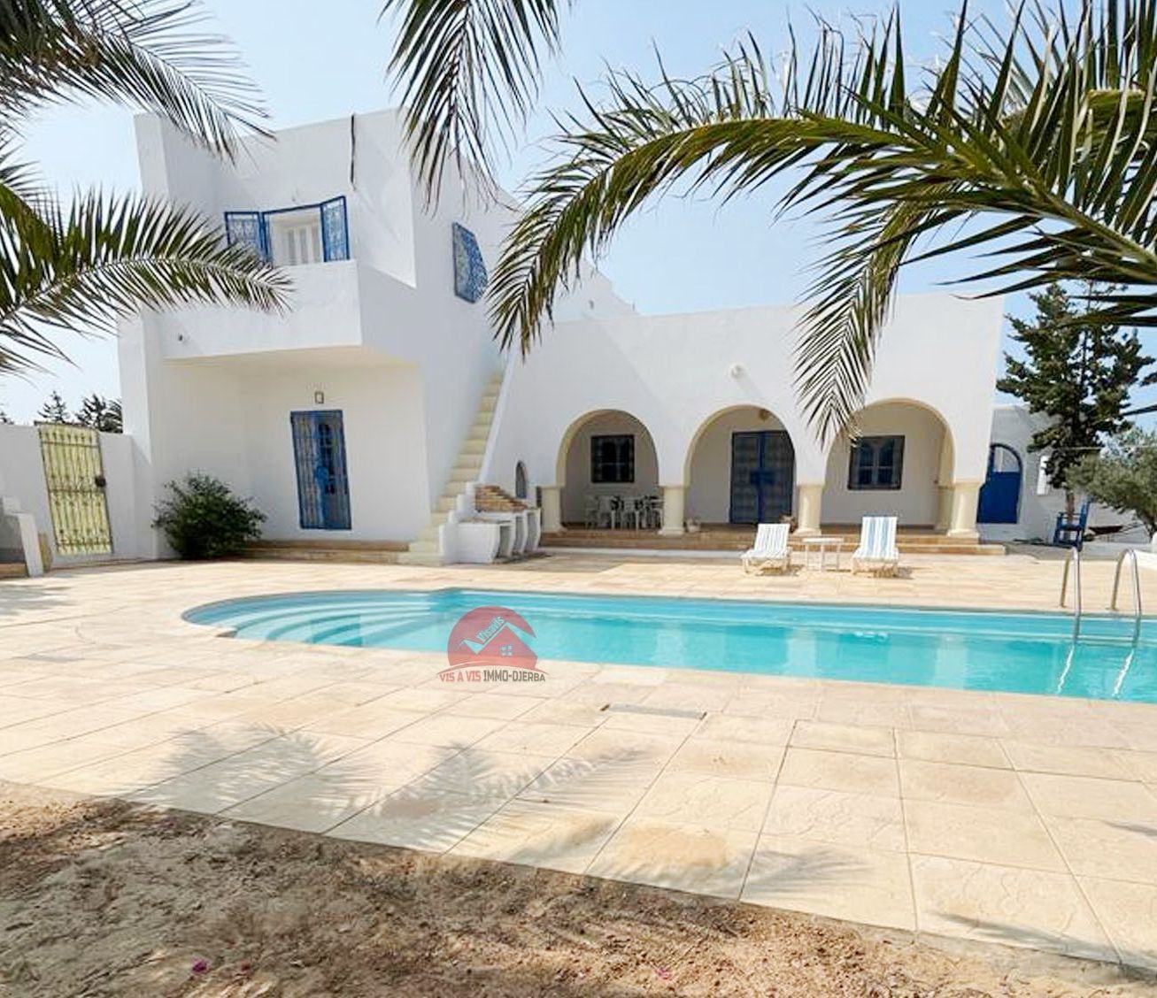 Location annuelle villa avec piscine privée à Djerba - Réf L740