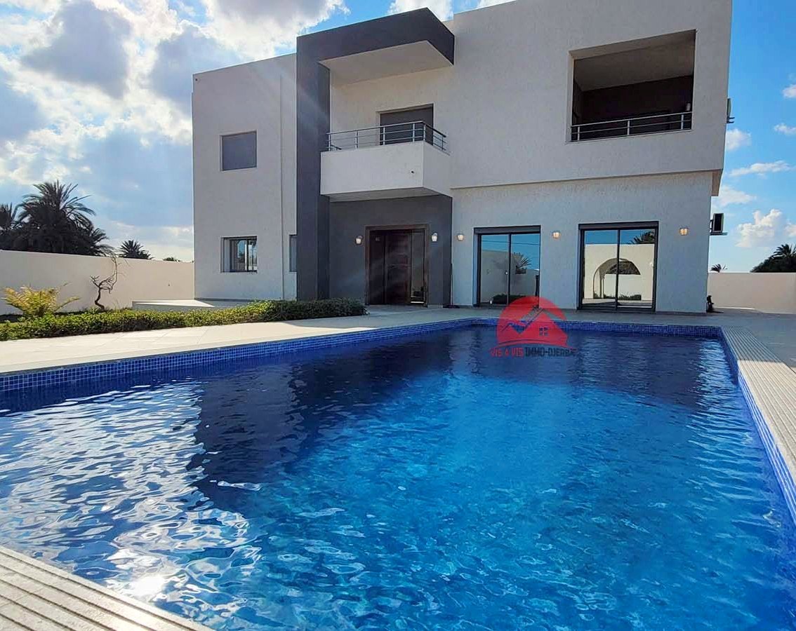 Vente villa neuve avec piscine - à Tezdaine Djerba - Réf V669
