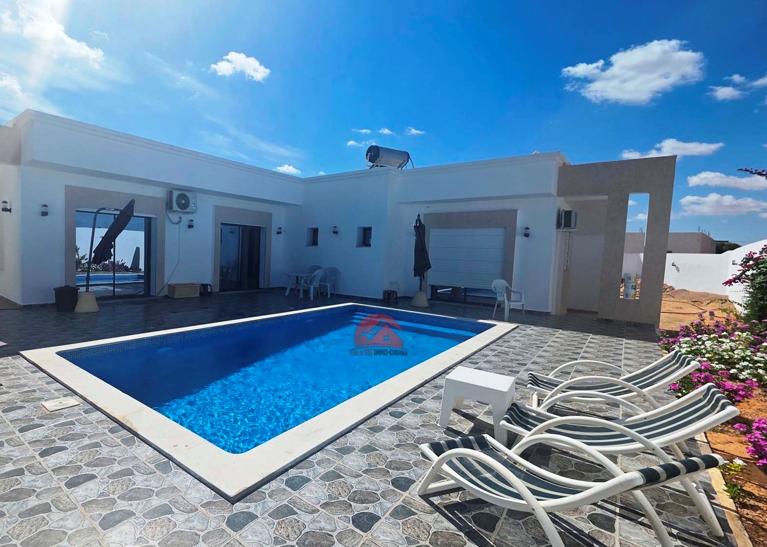 Vente de villa avec piscine à Midoun Djerba ZA