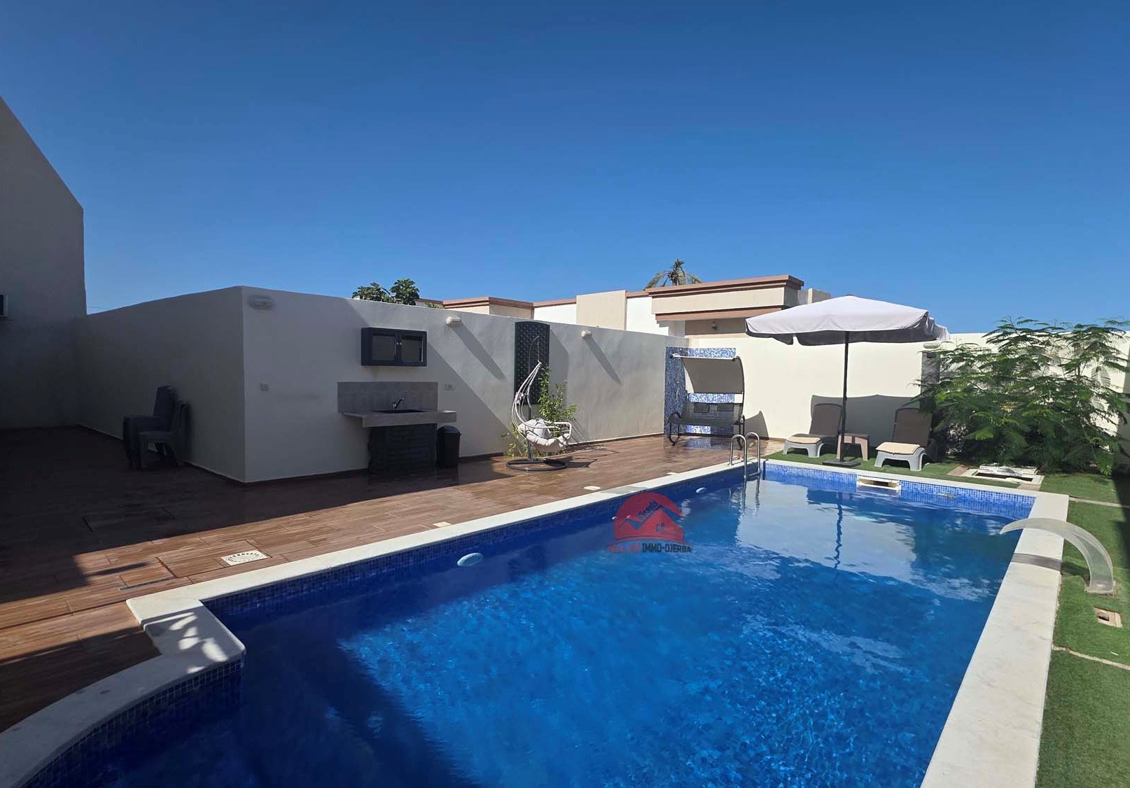 Villa avec étage indépendant à vendre à Midoun Djerba – ZA