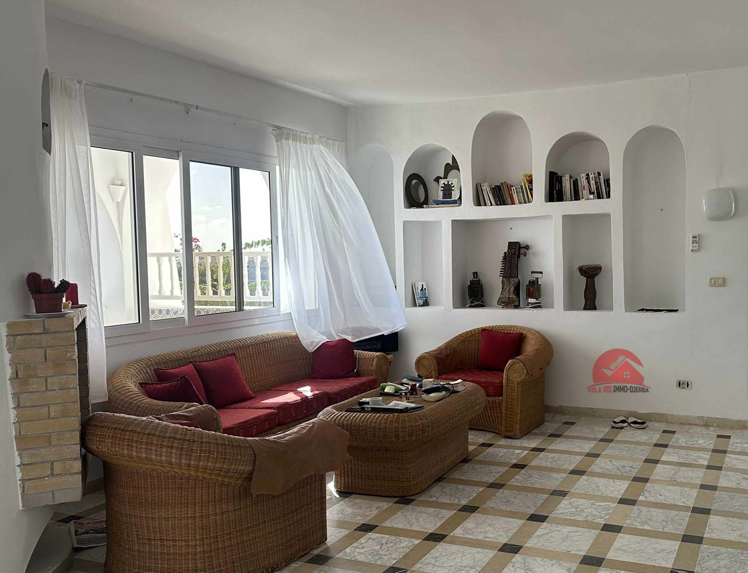 Étage de villa à louer à l’année en zone touristique à Djerba