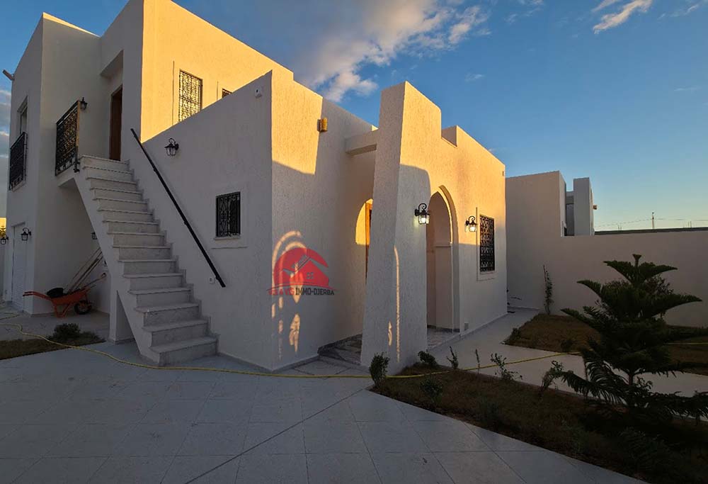 Villa avec étage à vendre à Houmt Souk Djerba – ZU