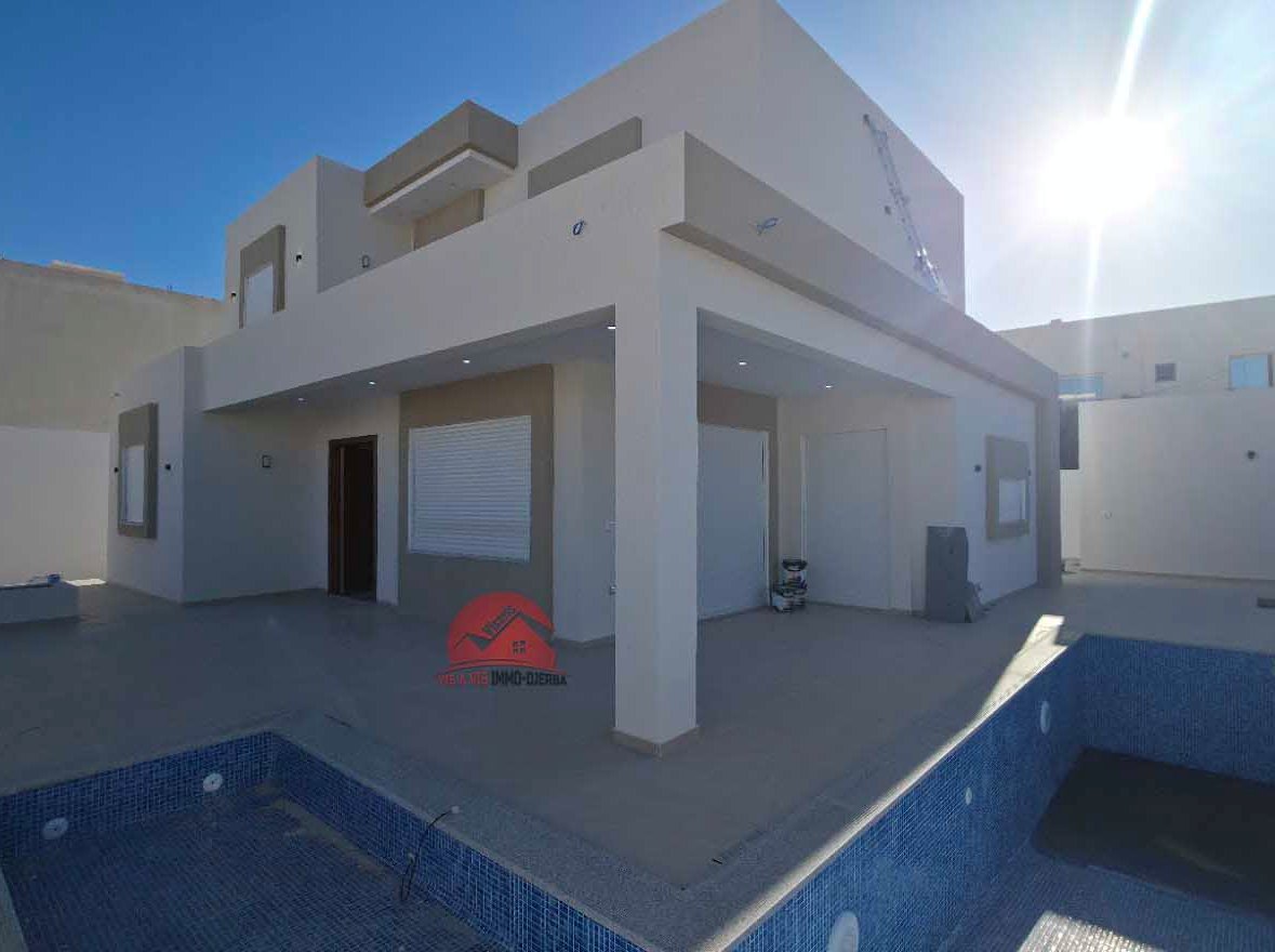Villa Haut Standing à Vendre à Houmt Souk Djerba - ZU