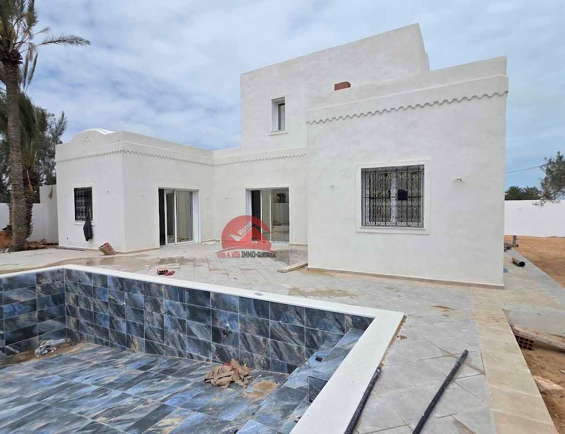 Propriété titrée avec piscine à vendre à Mezraya Djerba – ZA