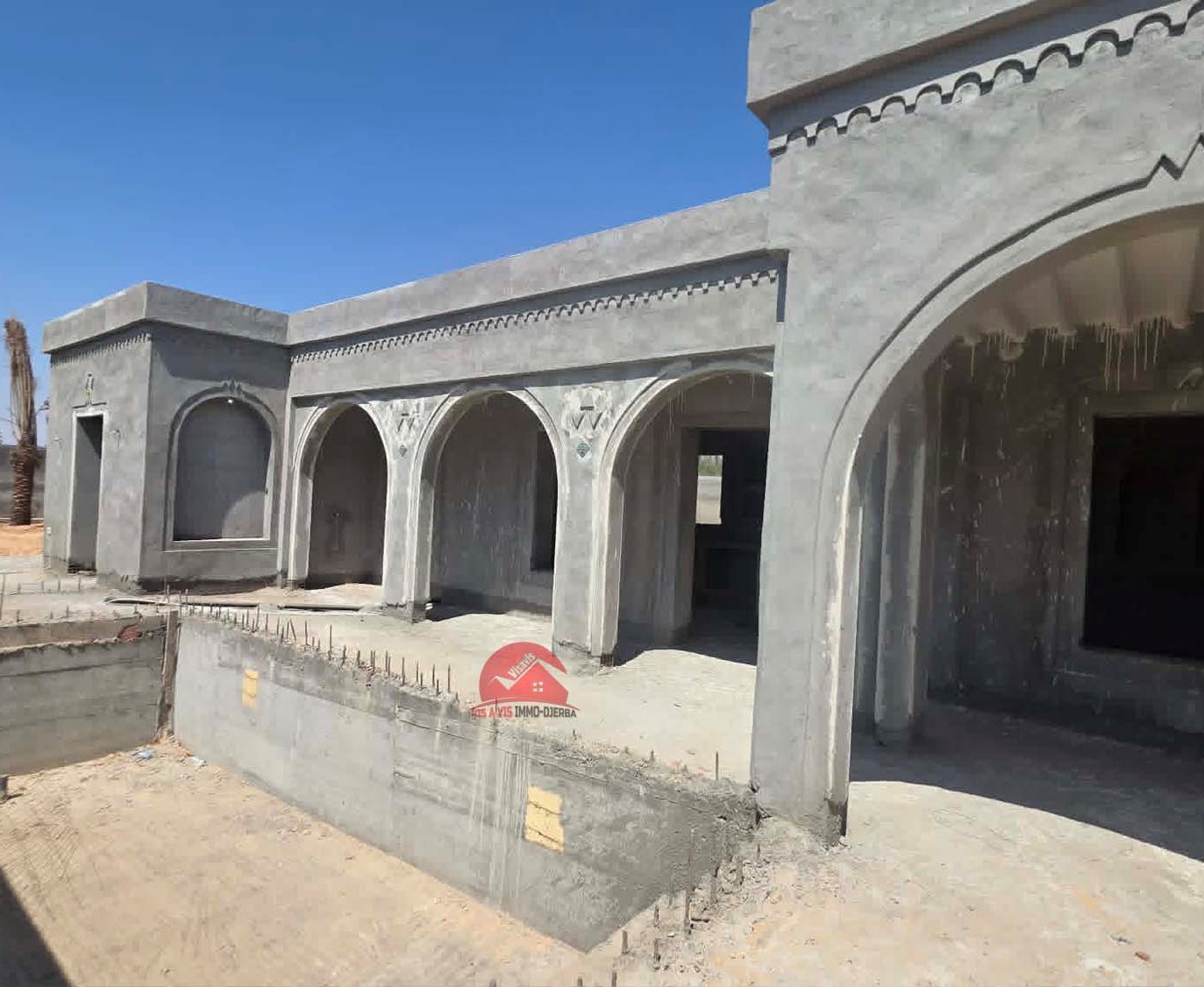 À vendre villa à l’architecture djerbienne à Khazroun, Djerba ZA