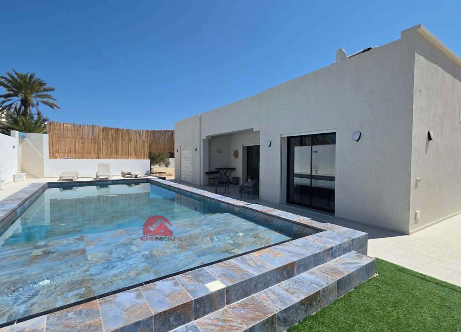 Villa de plain-pied avec piscine privée à vendre à Midoun Djerba - ZA