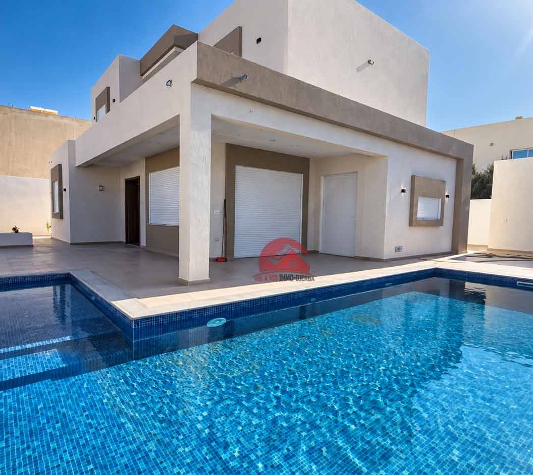 Villa Haut Standing à Vendre à Houmt Souk Djerba - ZU