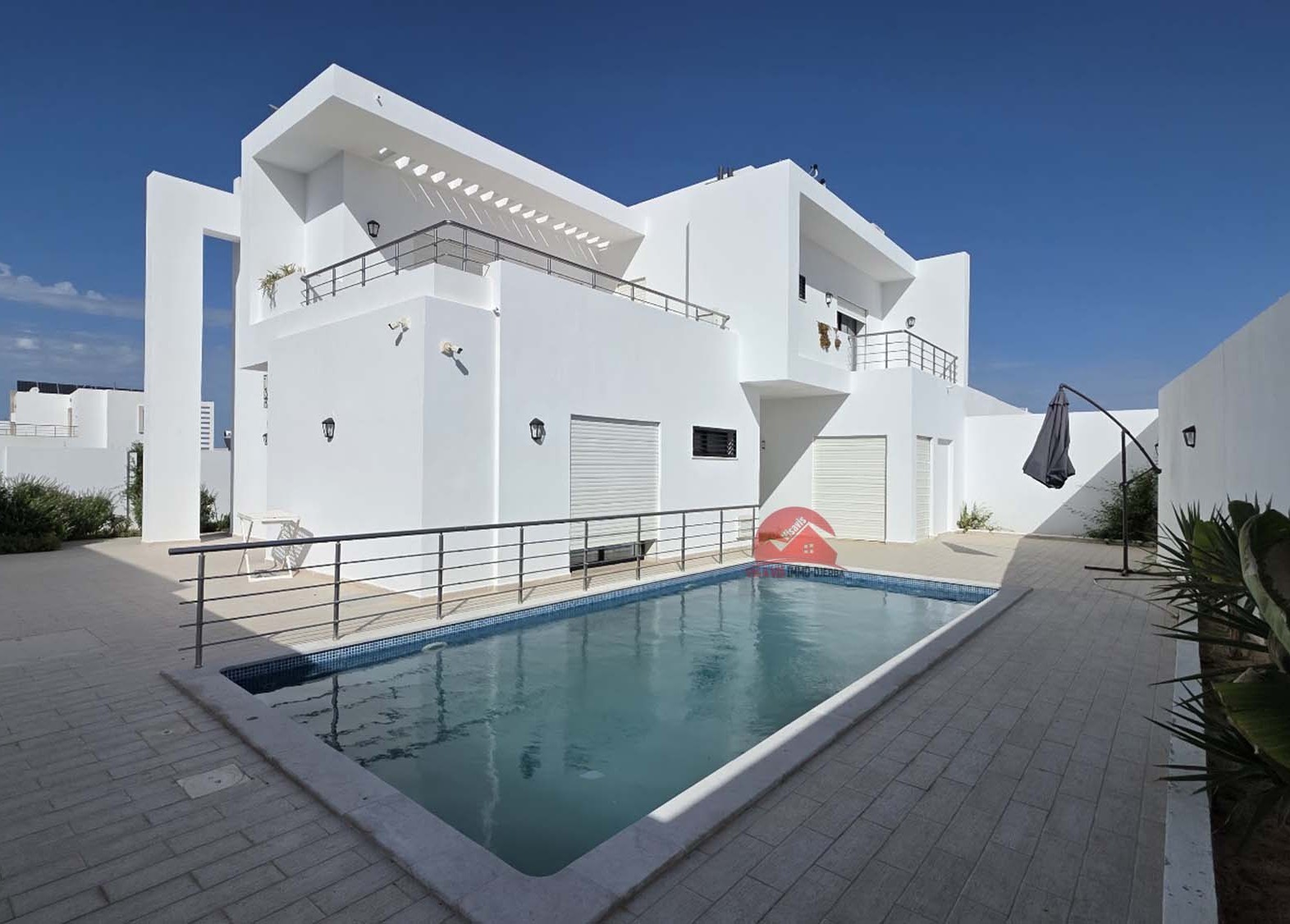 Villa avec piscine à vendre à Houmt souk Djerba - Zone urbaine